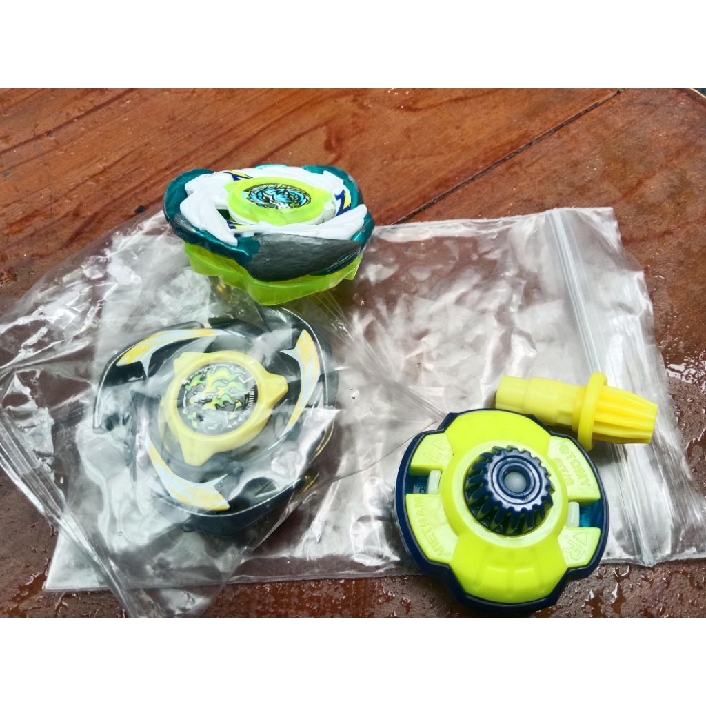 beyblade pegasus blast & hellsbrave set