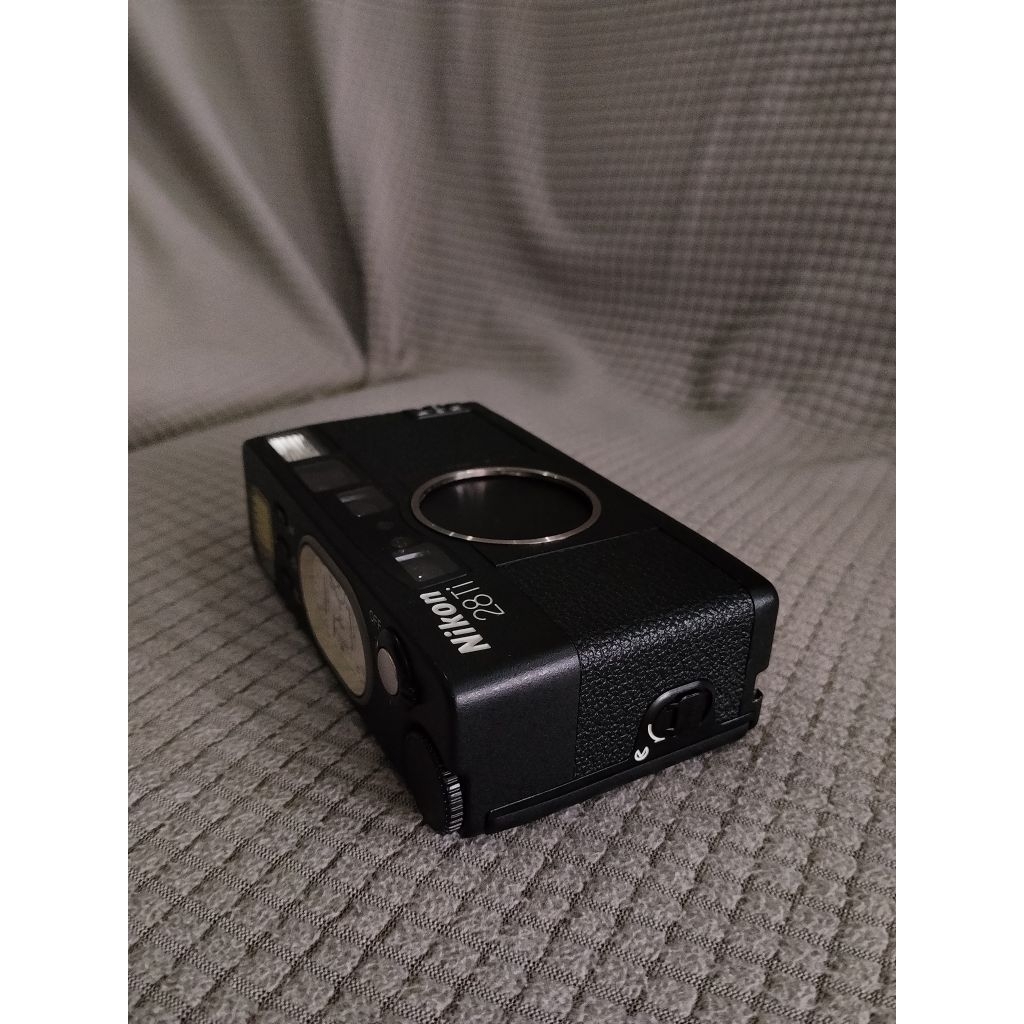 Nikon 28ti not nikon 35ti not leica minilux not contax t2 contax t3