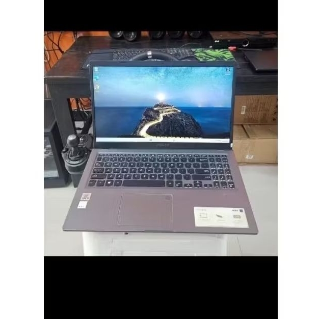 Asus Vivobook Core i5 Gen 10