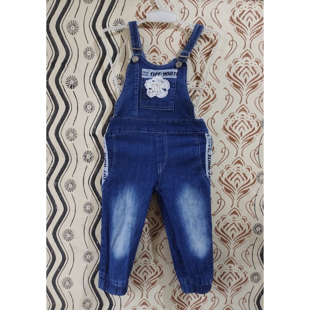 Overall/ JP bunga anak 3-4th ( Preloved)