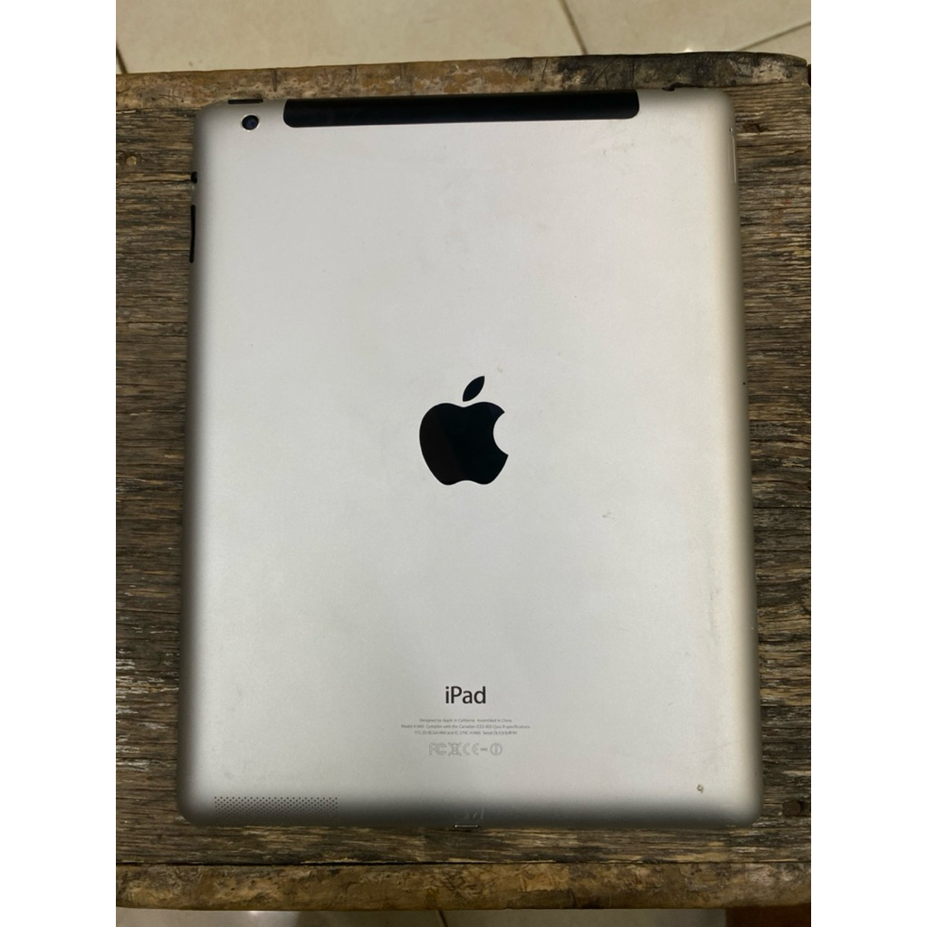 Ipad apple model A1460 second