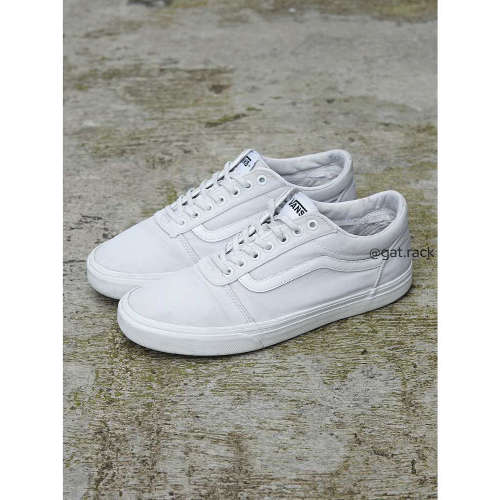 VANS Ward Full White Putih Size 43 sepatu wanita pria formal non - GR00004