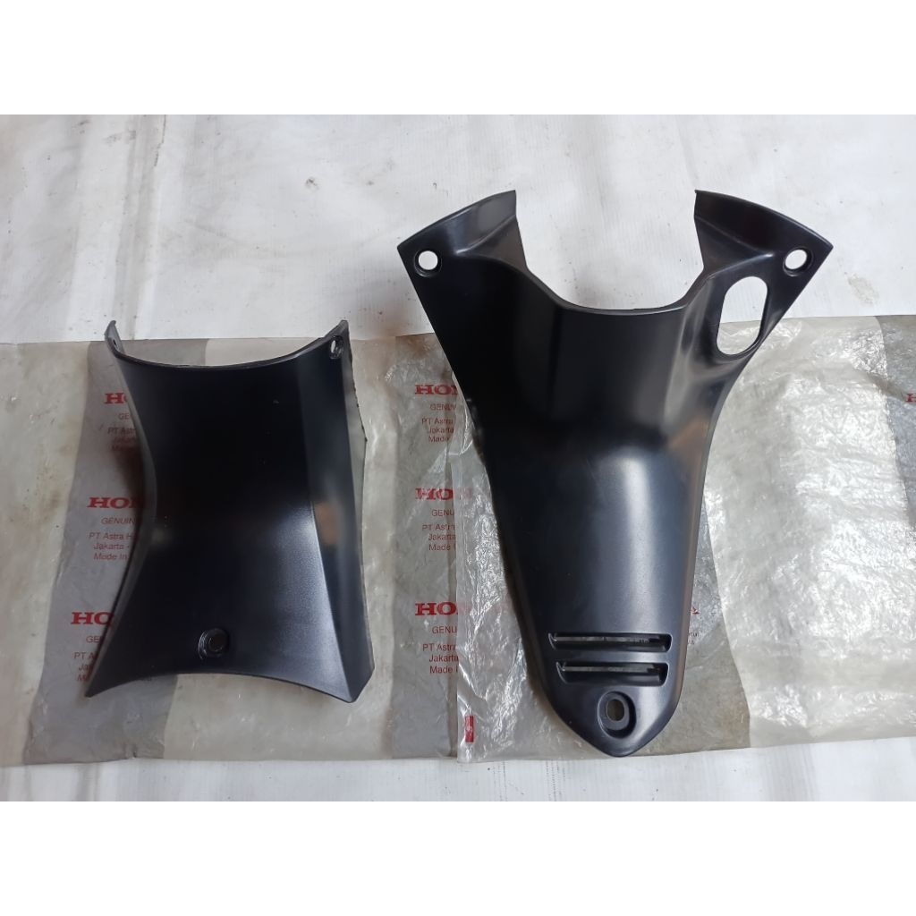 Cover kontak cover center Sayap tengah Honda SUPRA X 125 lama Original Baru AHM