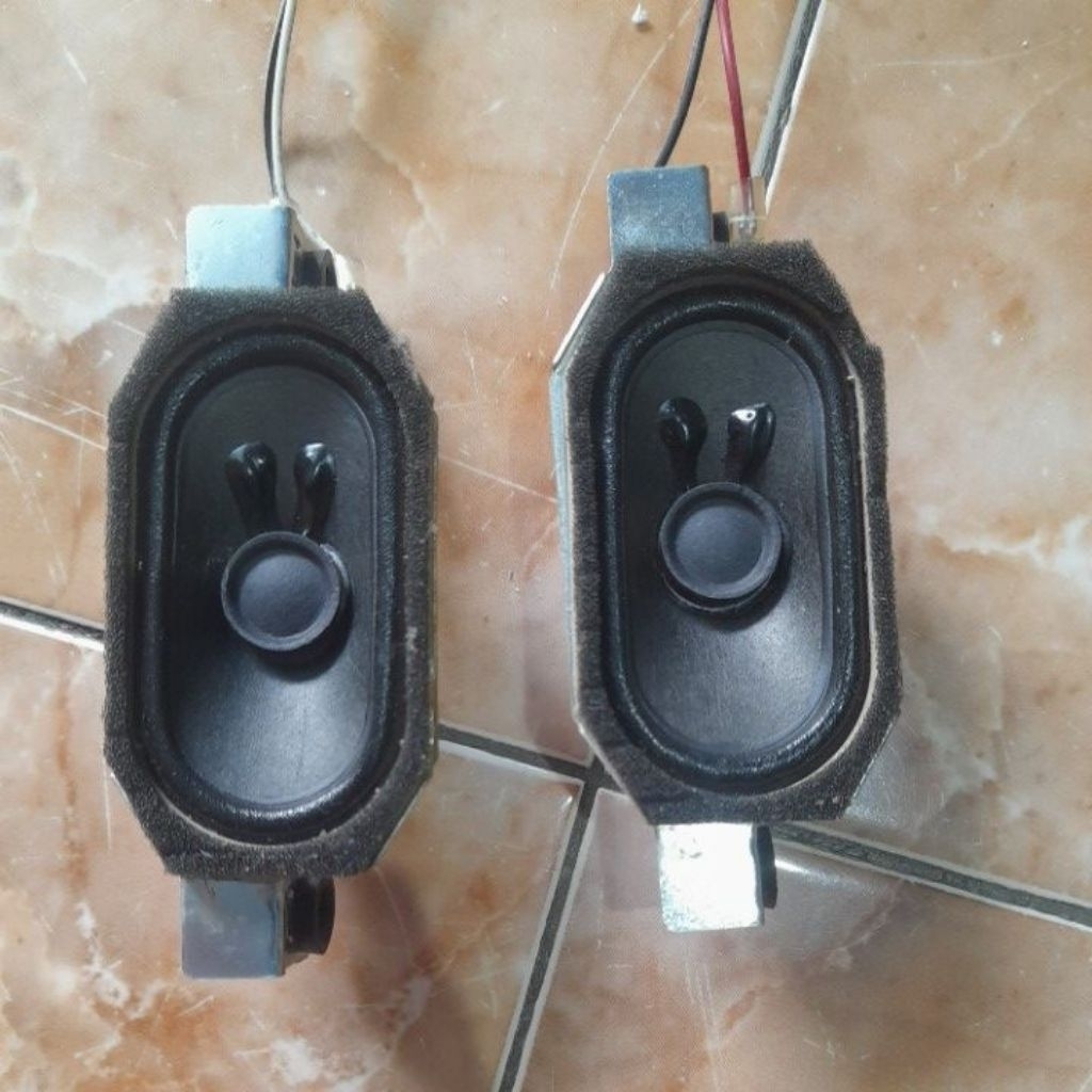 Speaker tv led coocaa android tv 24 inch 24CTD2000