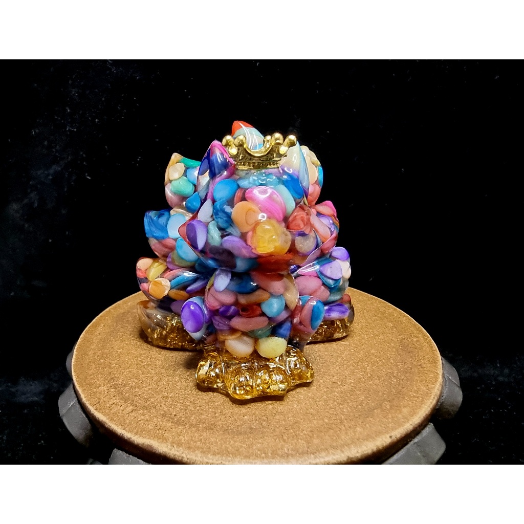 Pajangan FengShui Batu Alam Resin Filling 9 Tails Fox Gold Flakes 57mm Z002