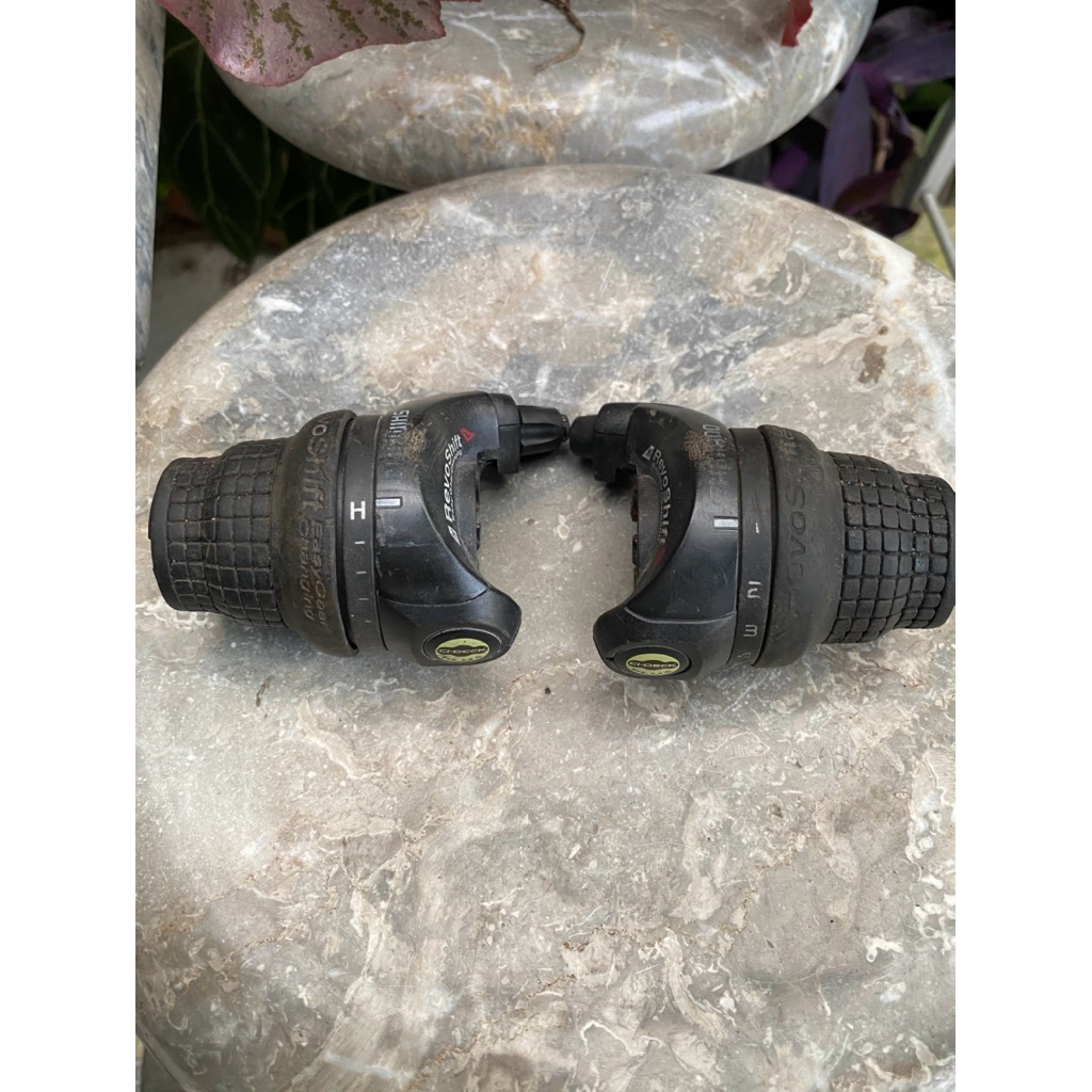 Grip Shifter 3x6 Speed Jadul Original Shimano