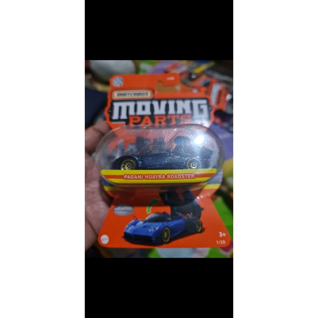 Matchbox Moving Parts Pagani Huayra Roadster
