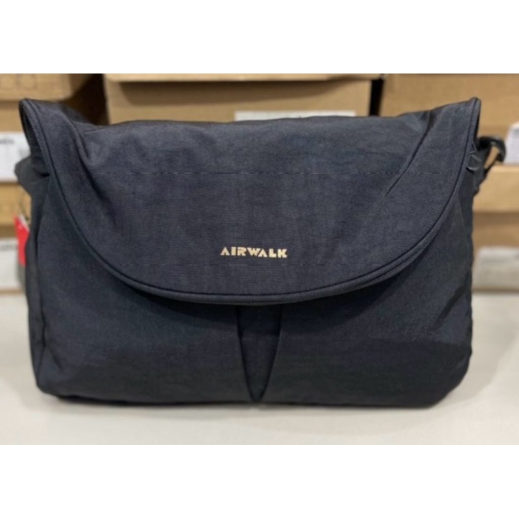 tas selempang airwalk