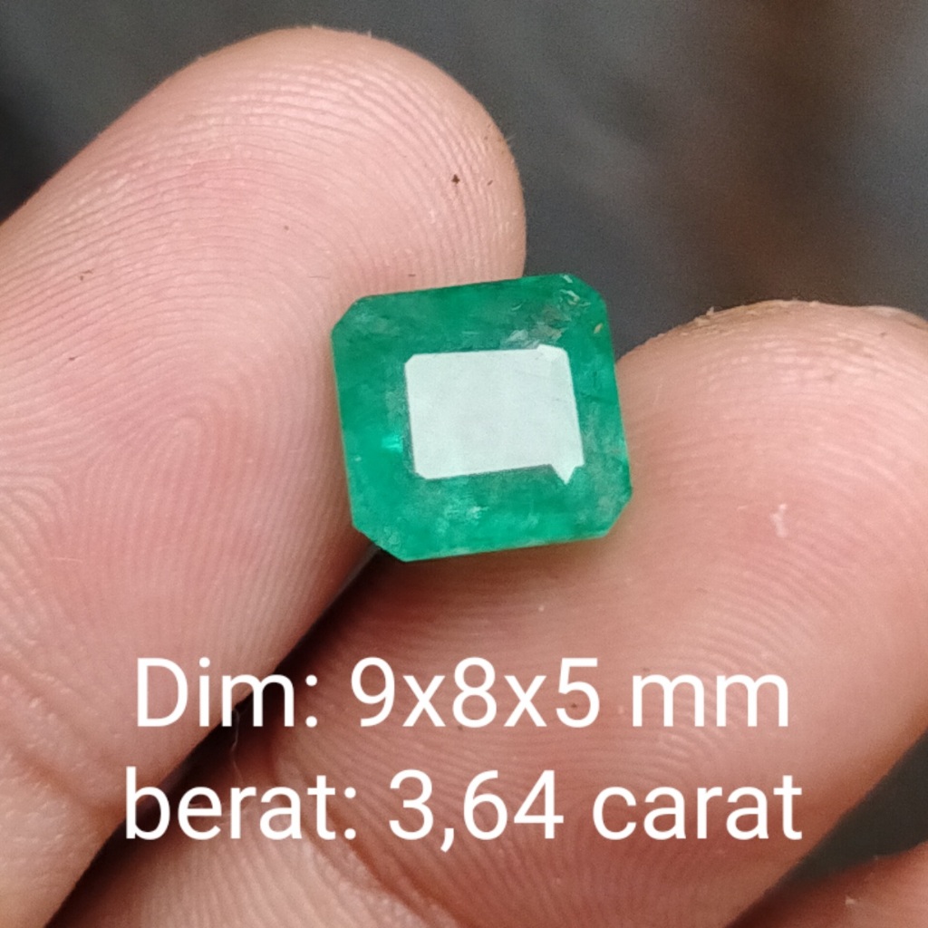 BATU ZAMRUD NATURAL ASLI ALAM cek batu lainnya yaman api wulung opal bacan permata kalimaya kinyang 