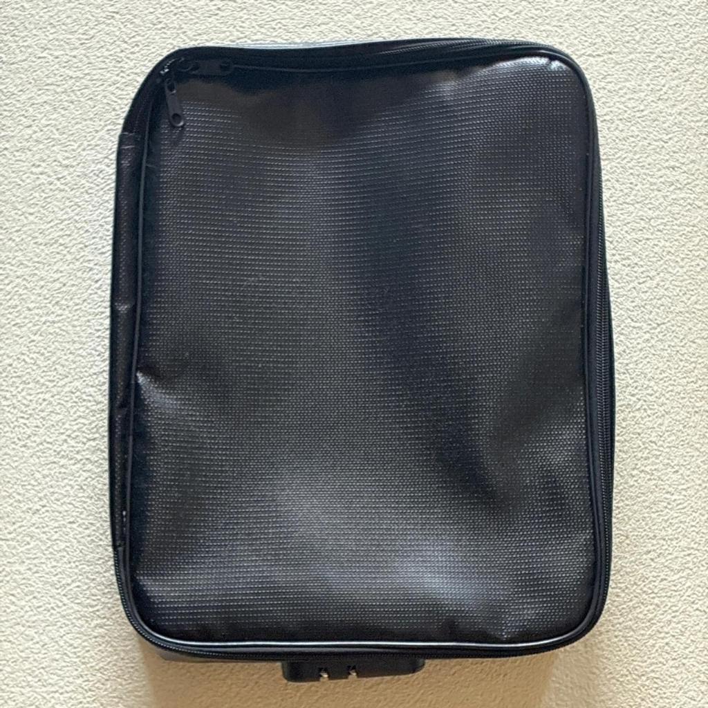 tas penyimpan dokumen tahan api dan air