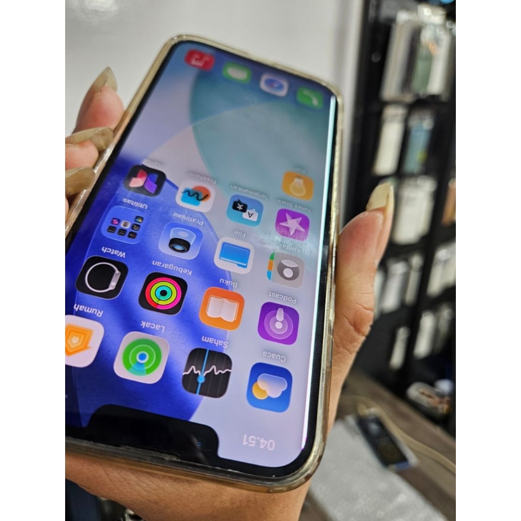 lcd iphone 13 minus garis hijau sesuai foto