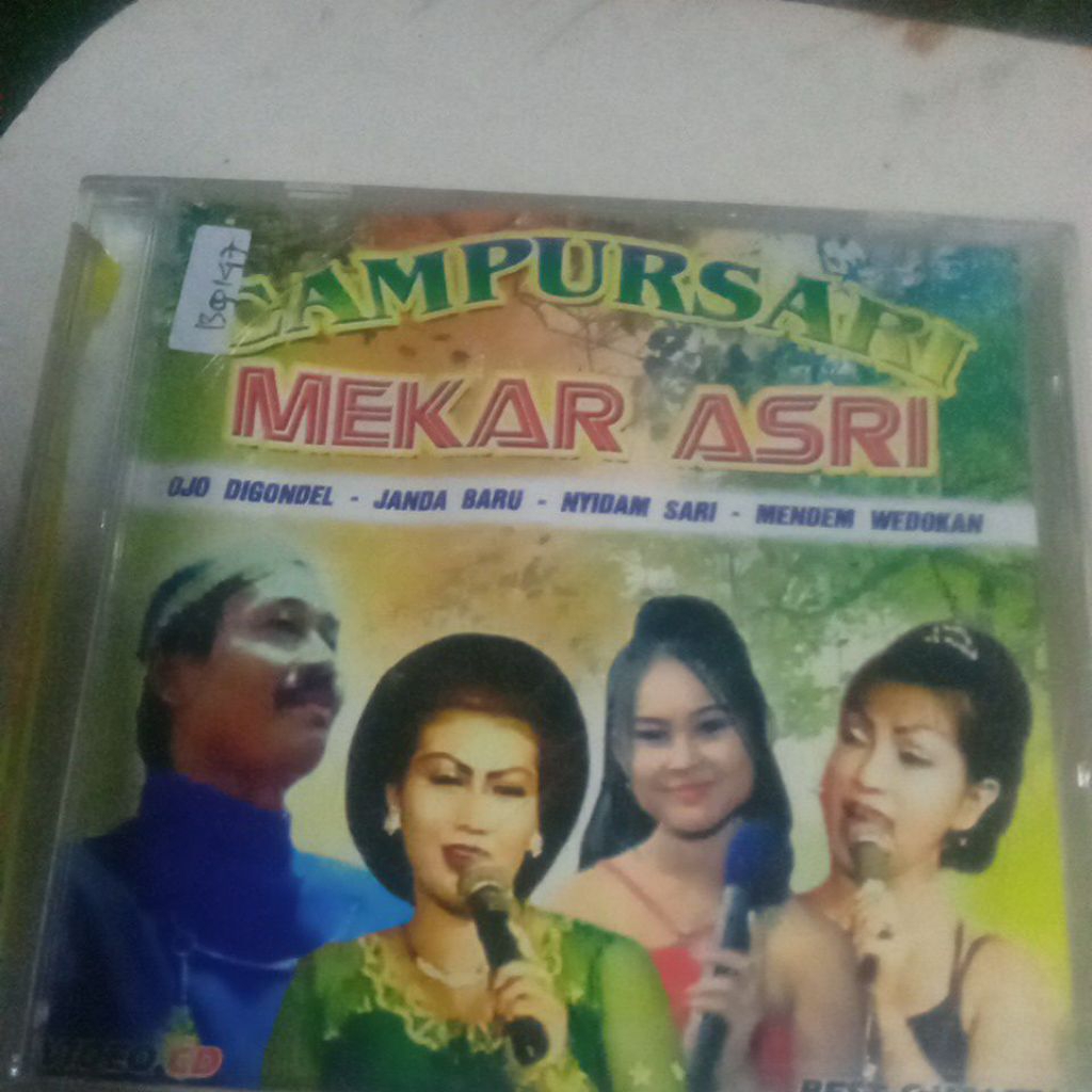 VCD CAMPURSARI BQ147