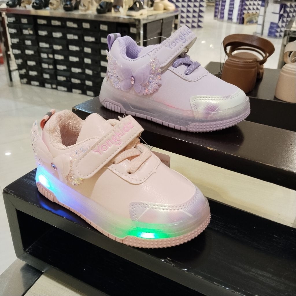 YONGKIDZ sepatu anak perempuan lampu