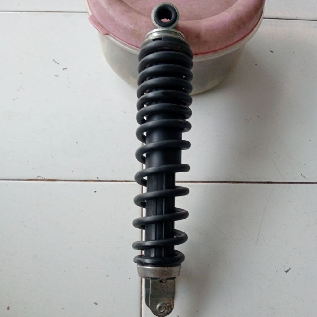 shock honda beat carbu ori lepasan