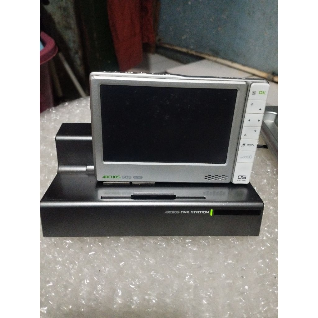 Archos 605 wifi (MINUS LAYAR)