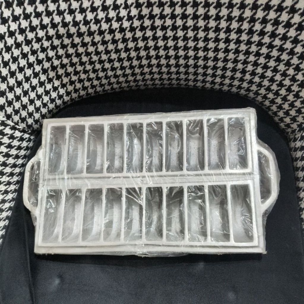 Cetakan loyang kue pukis 20 lubang