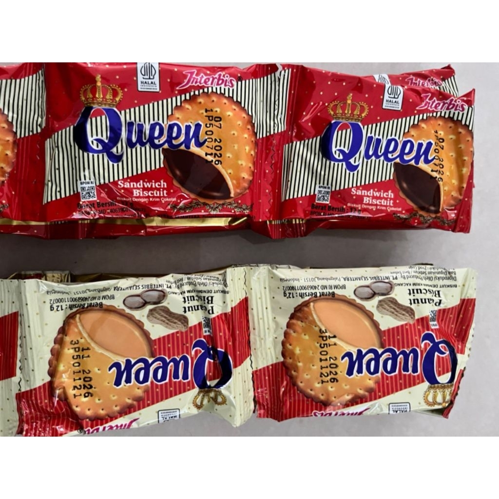 Biskuit Queen Rasa Coklat Kacang 10 Bungkus