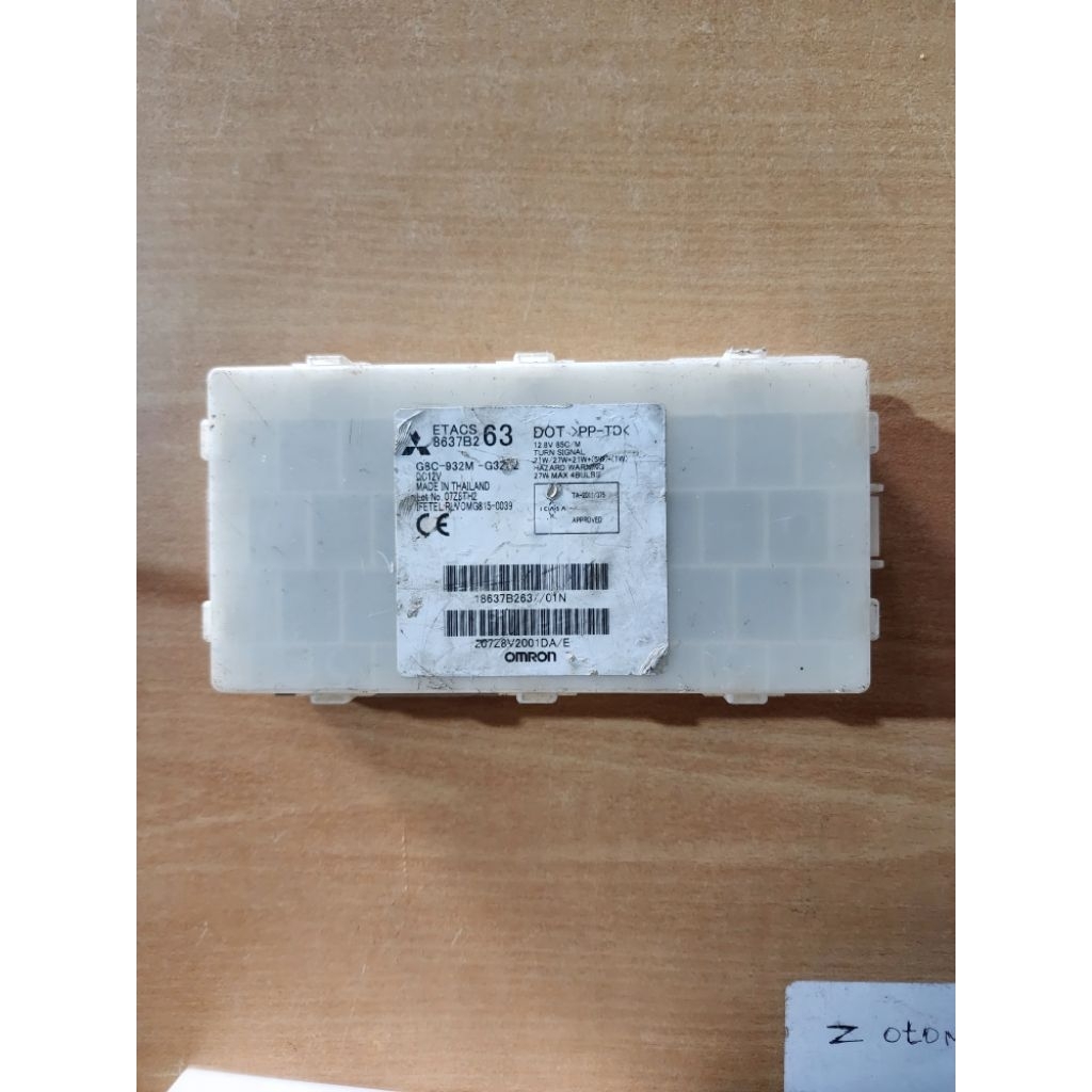 Etacs Mitsubishi Triton 8637B263 Original Baru