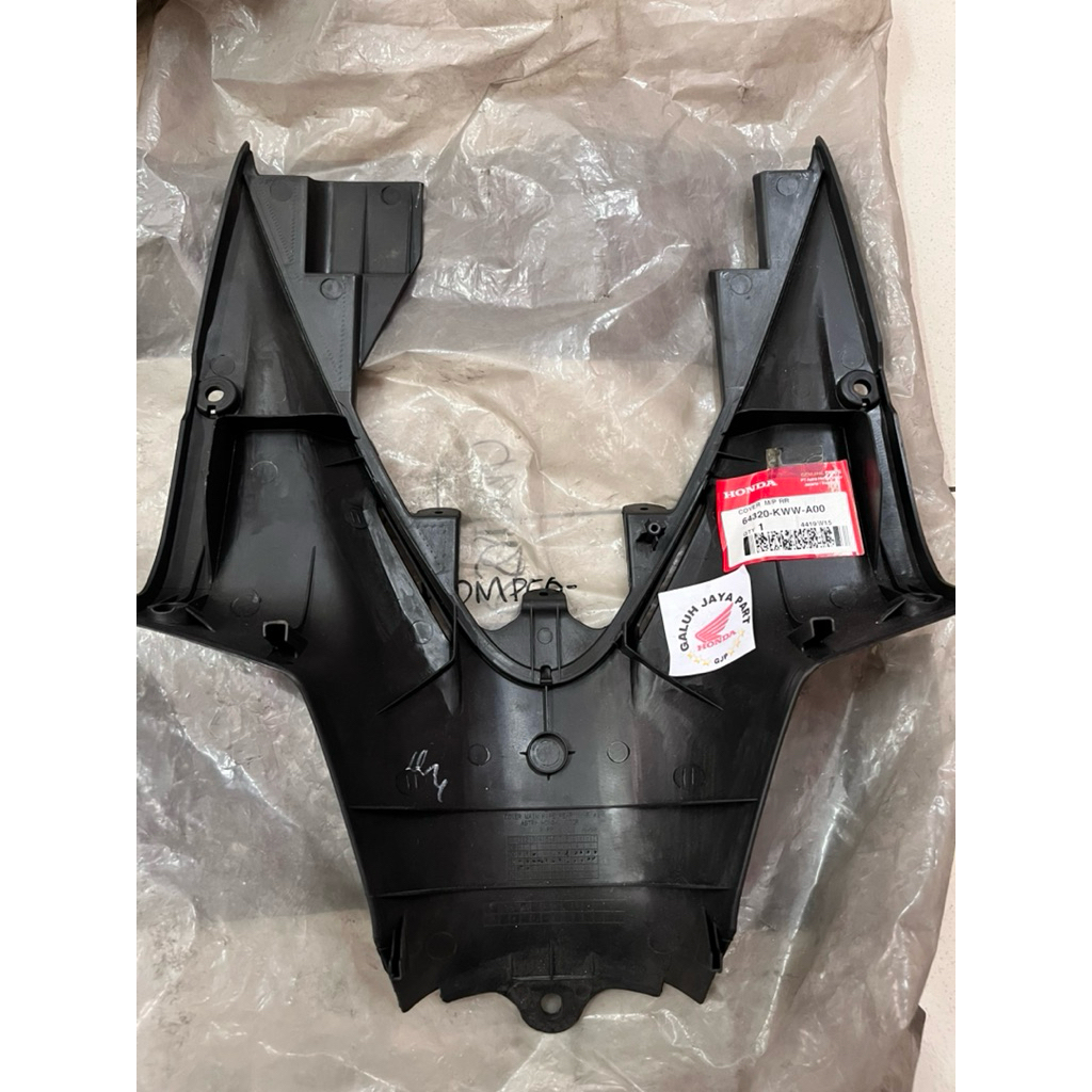 COVER MAIN PIPE BODY TENGAH ABSOLUTE REVO ORI AHM 64320-KWW-A00