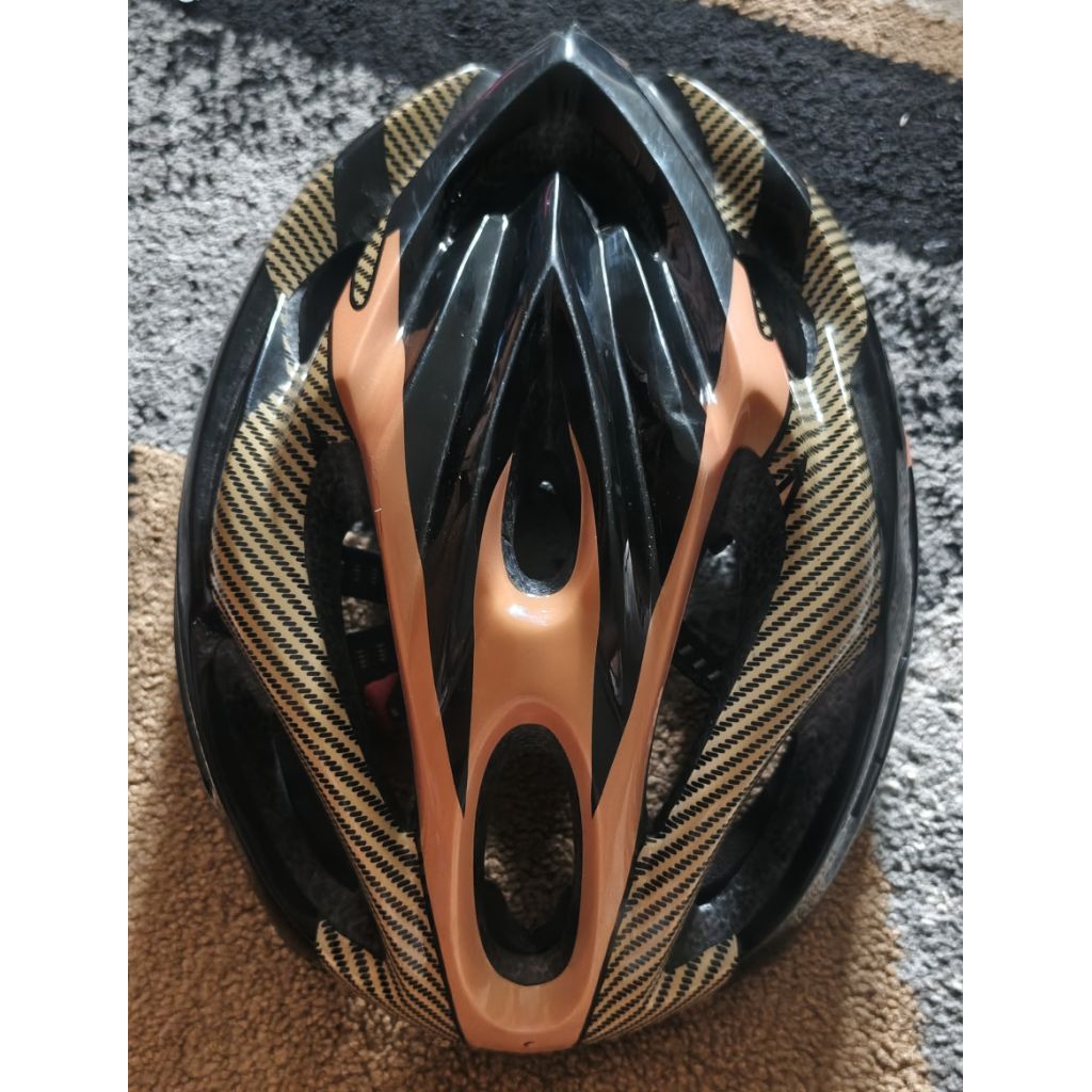 Helm All Size (PRELOVED) (Sepaturoda/bersepeda)