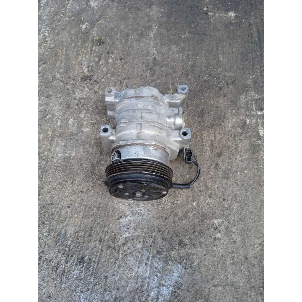 Kompresor Compressor AC Avanza Xenia 2010 Kebawah Original