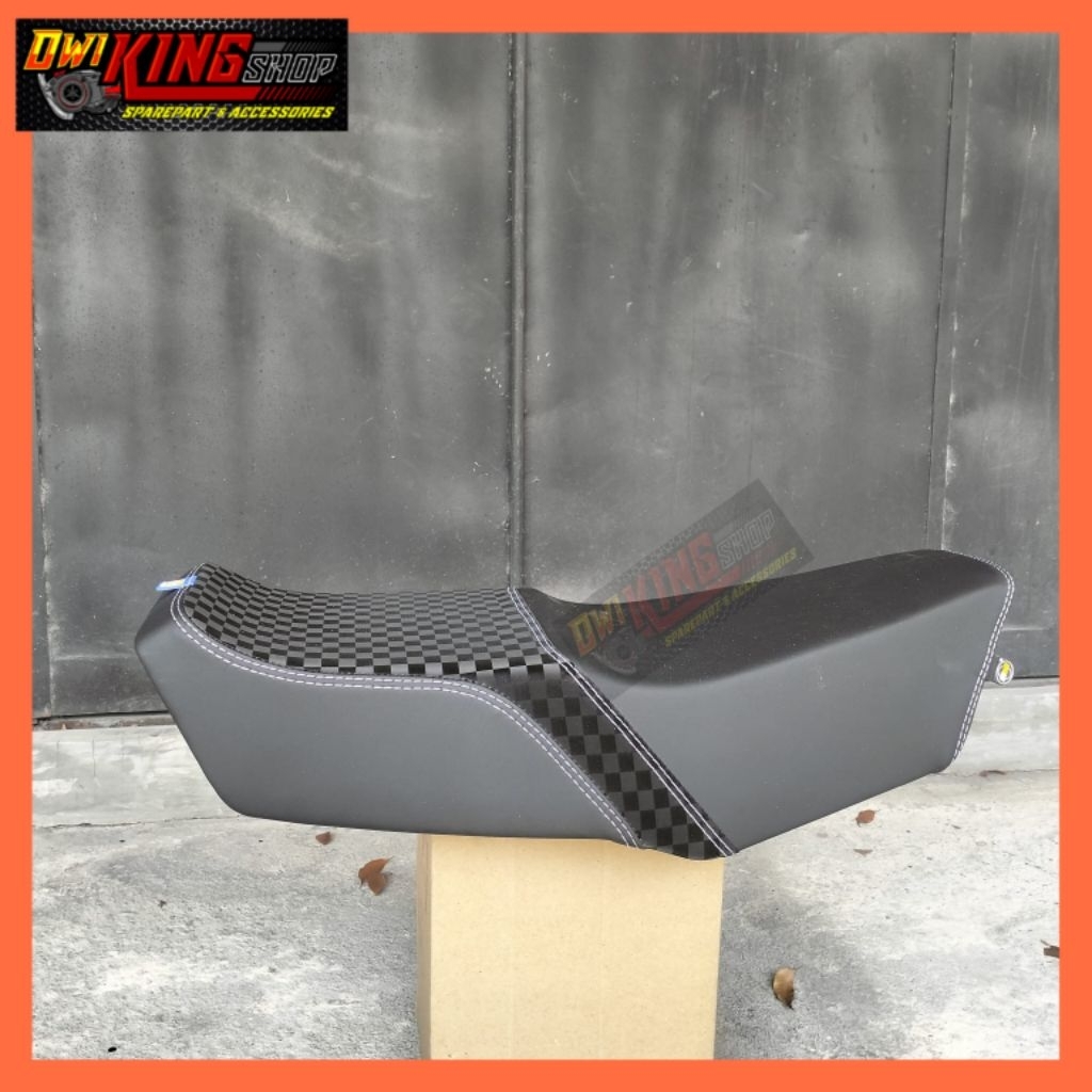 Jok Siku Rxking Kulit MbTech Premium lish jahit Hitam motif catur 3D(Busa Empuk)