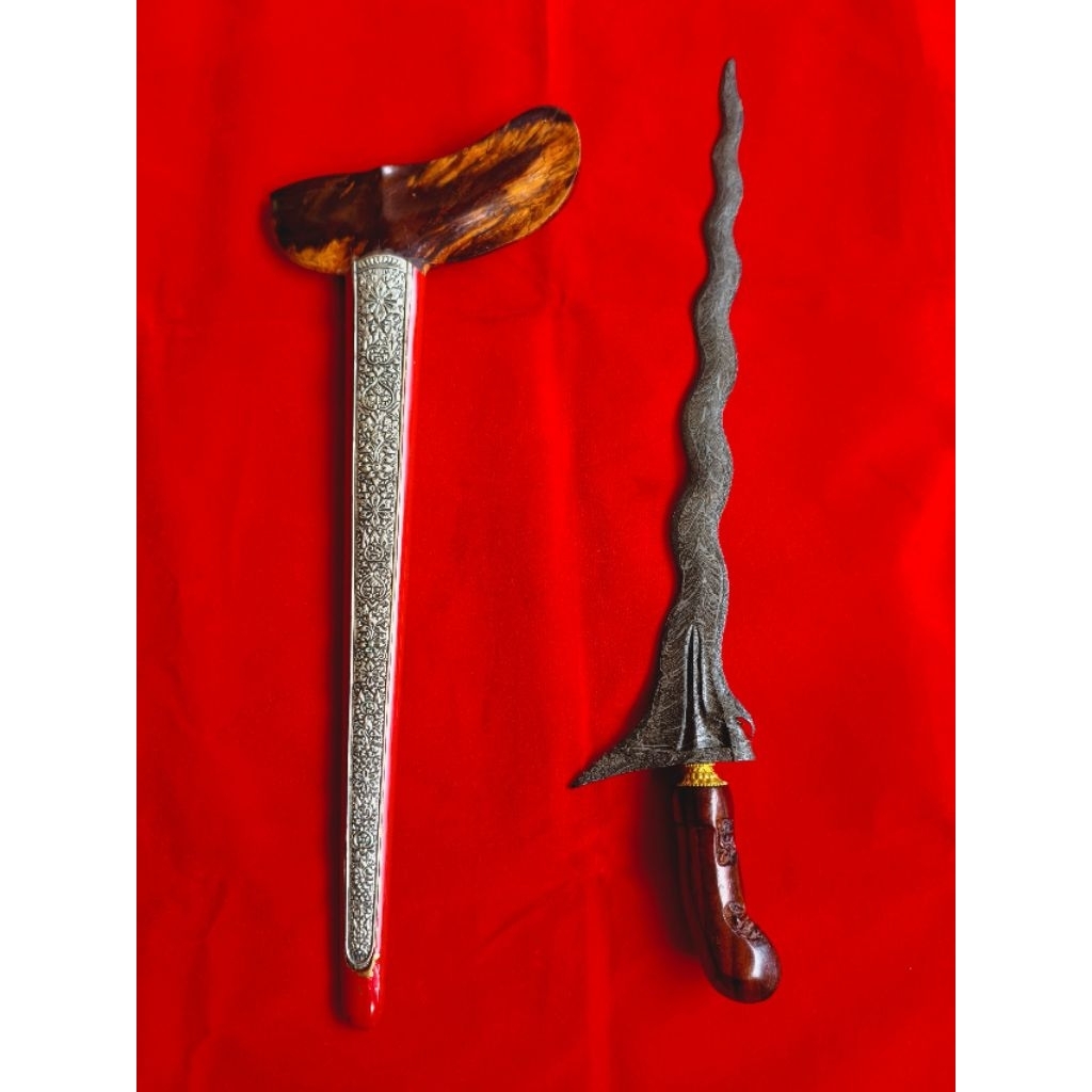 Keris Sangkekat Luk 13 Pamor Nagarrangsang Pusaka Lawas