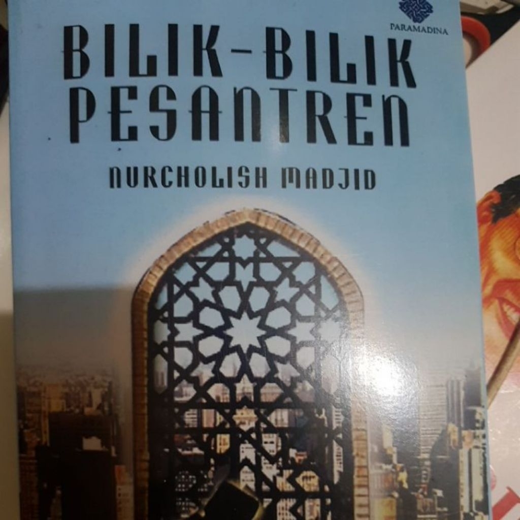 buku bilik bilik pesantren nurcholish madjid