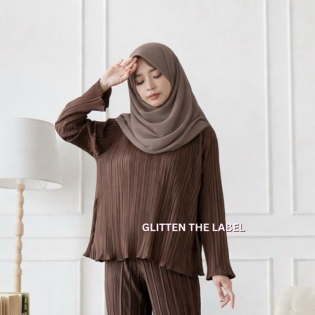 GLITTEN THE LABEL - Atasan Plisket BB Wavy Lengan Panjang / Top Plisket Lengan Panjang / Top Plisket