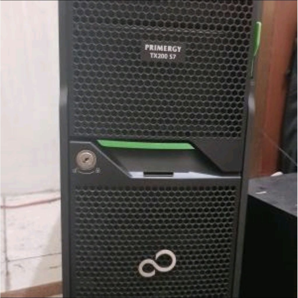 Server Workstation Komputer Tower Fujitsu TX 200 S7 Murah Xeon E5 2450