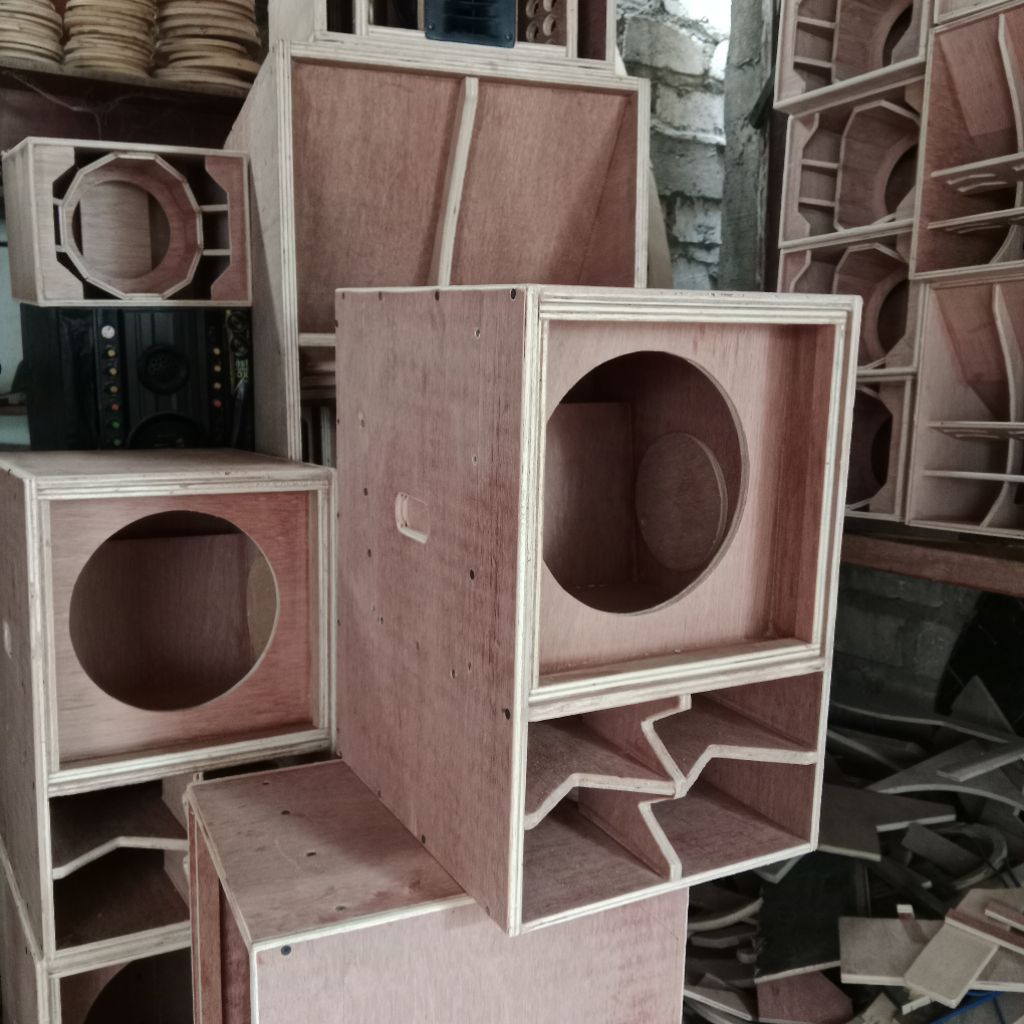 box cbs 10 inch bahan semi meranti