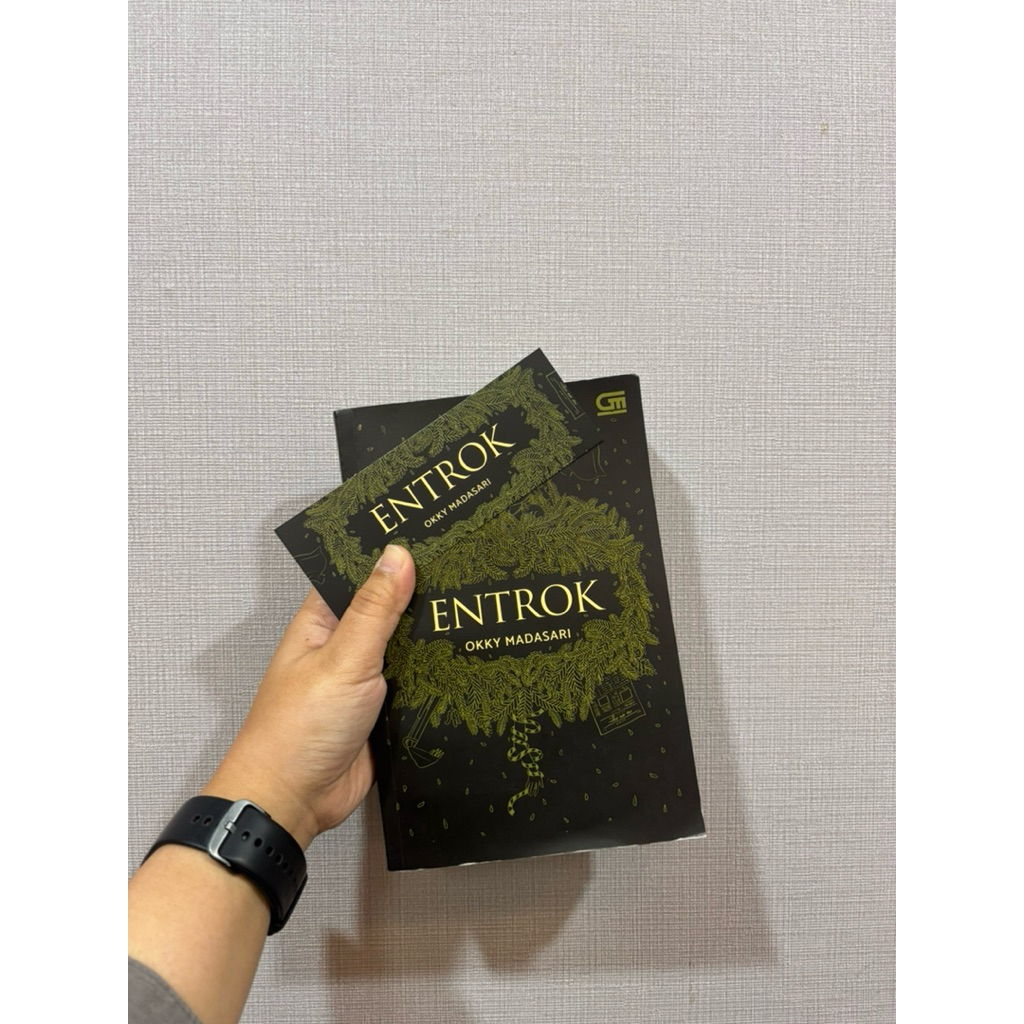 (Preloved) Entrok - Okky Madasari