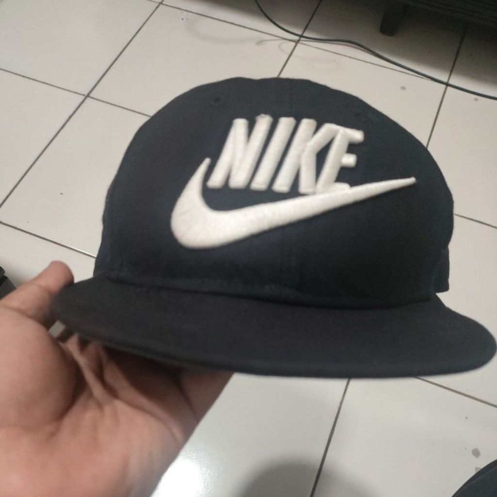 Topi Snapback Nike Lawas Big Logo