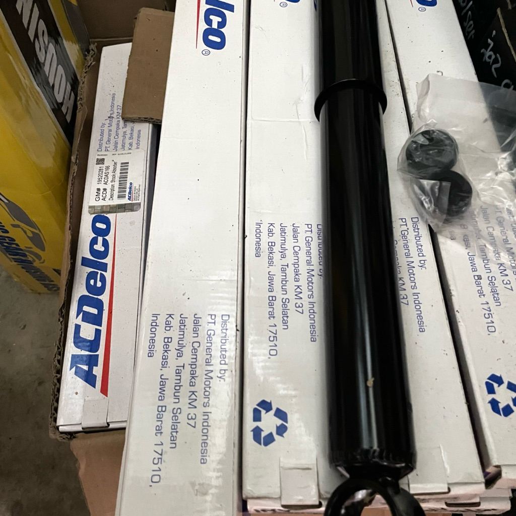 SHOCKBREAKER BELAKANG INNOVA INNOVA REBORN AC DELCO