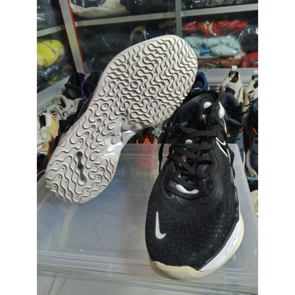 Sepatu Sport and Casual Nike Air Zoom 2nd size 42 insole 26,5cm like new