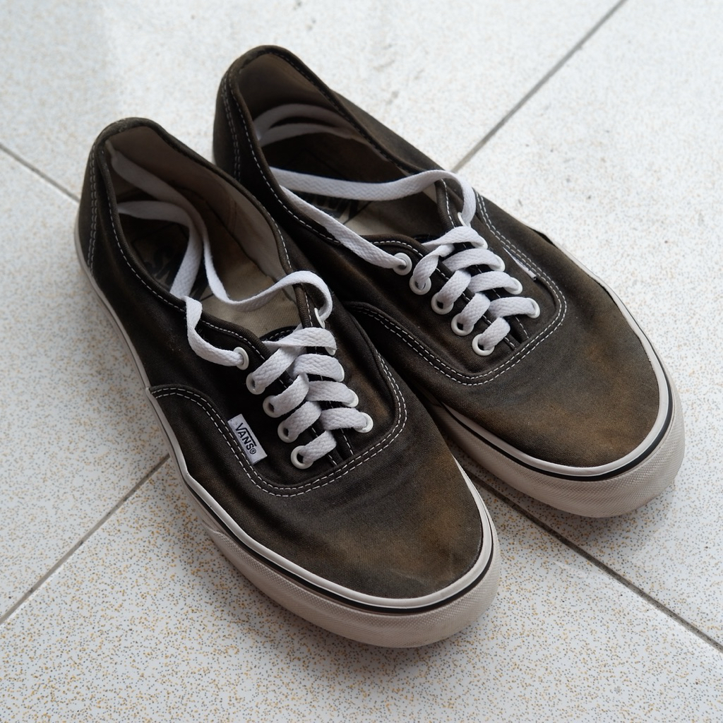Sepatu Vans Authentic Bw second