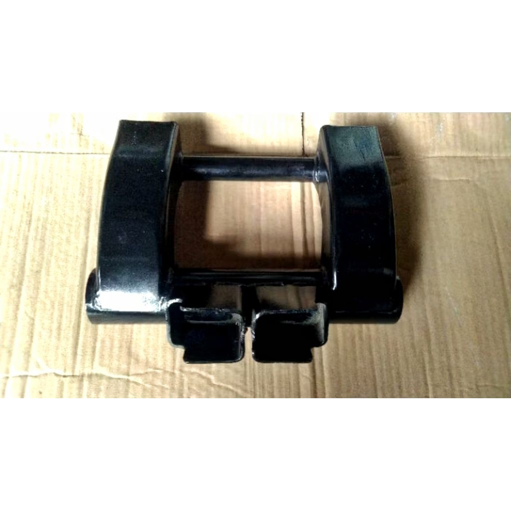 Mounting/ayunan motor Suzuki Spin 125 original cabutan