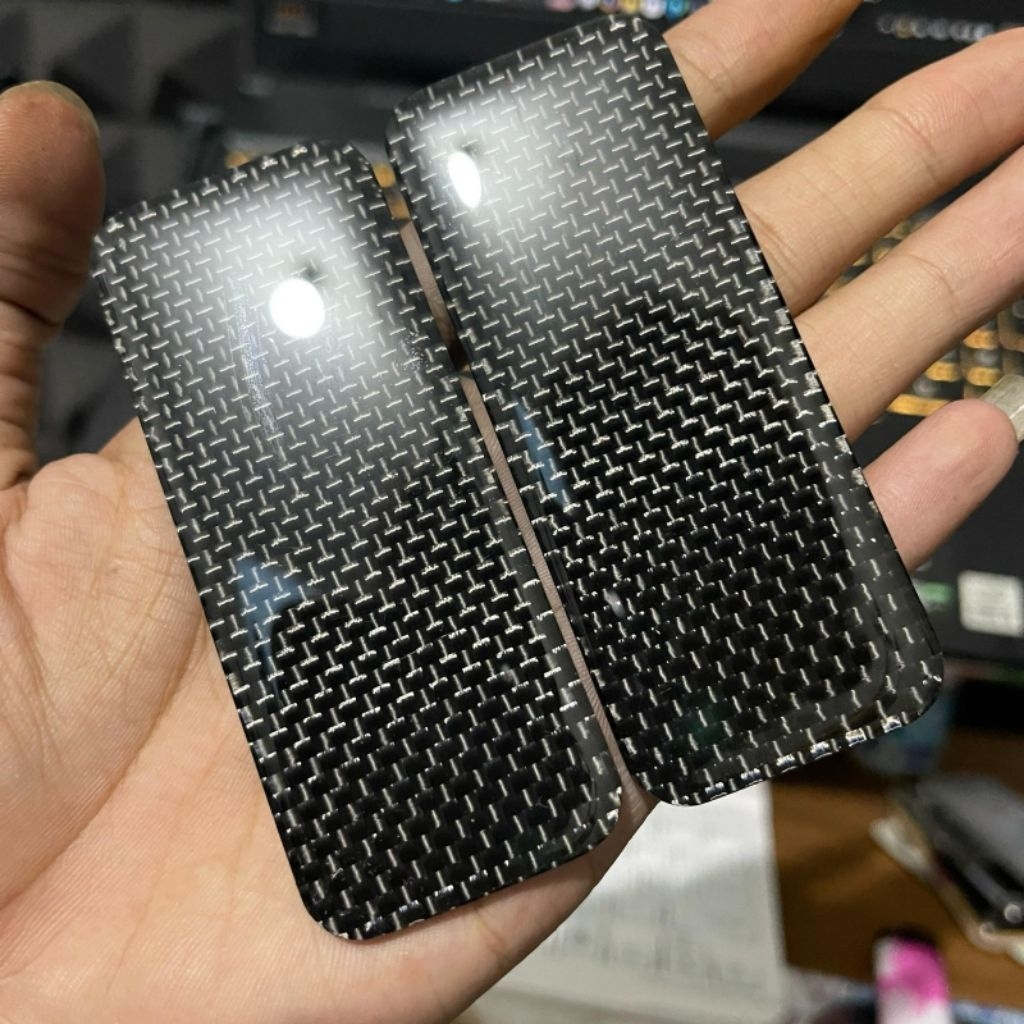 Gantungan kunci model T99 ( T99 panel carbon )