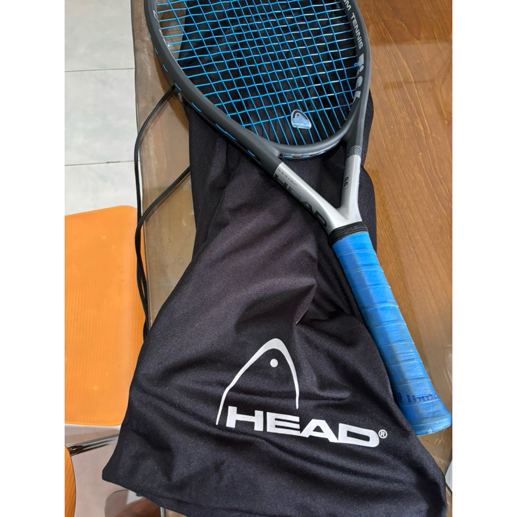 Raket Tenis HEAD Ti S6 bekas sangat mulus