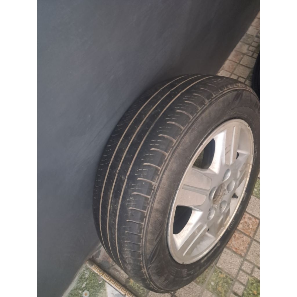 VELG INNOVA 2005