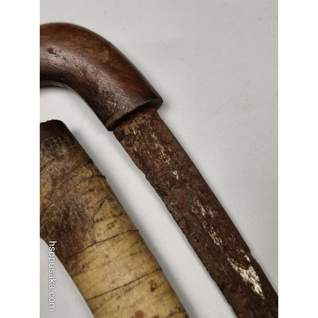 Badik Tua Ukuran Praktis