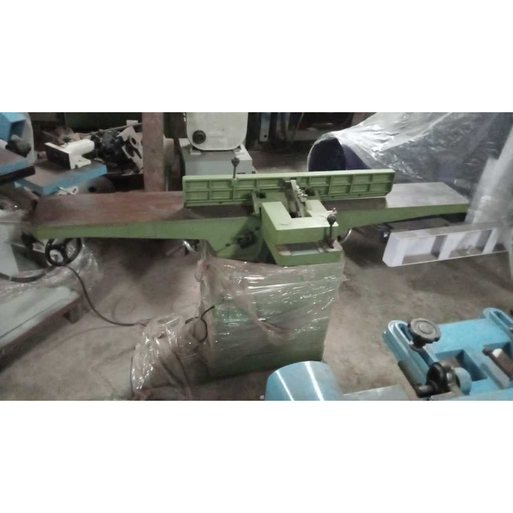 Mesin Jointer 8 Inch W0103 Mesin Ketam Pelurus 8 Inch Second Rekondisi 90% Kondisi Seperti Baru Made