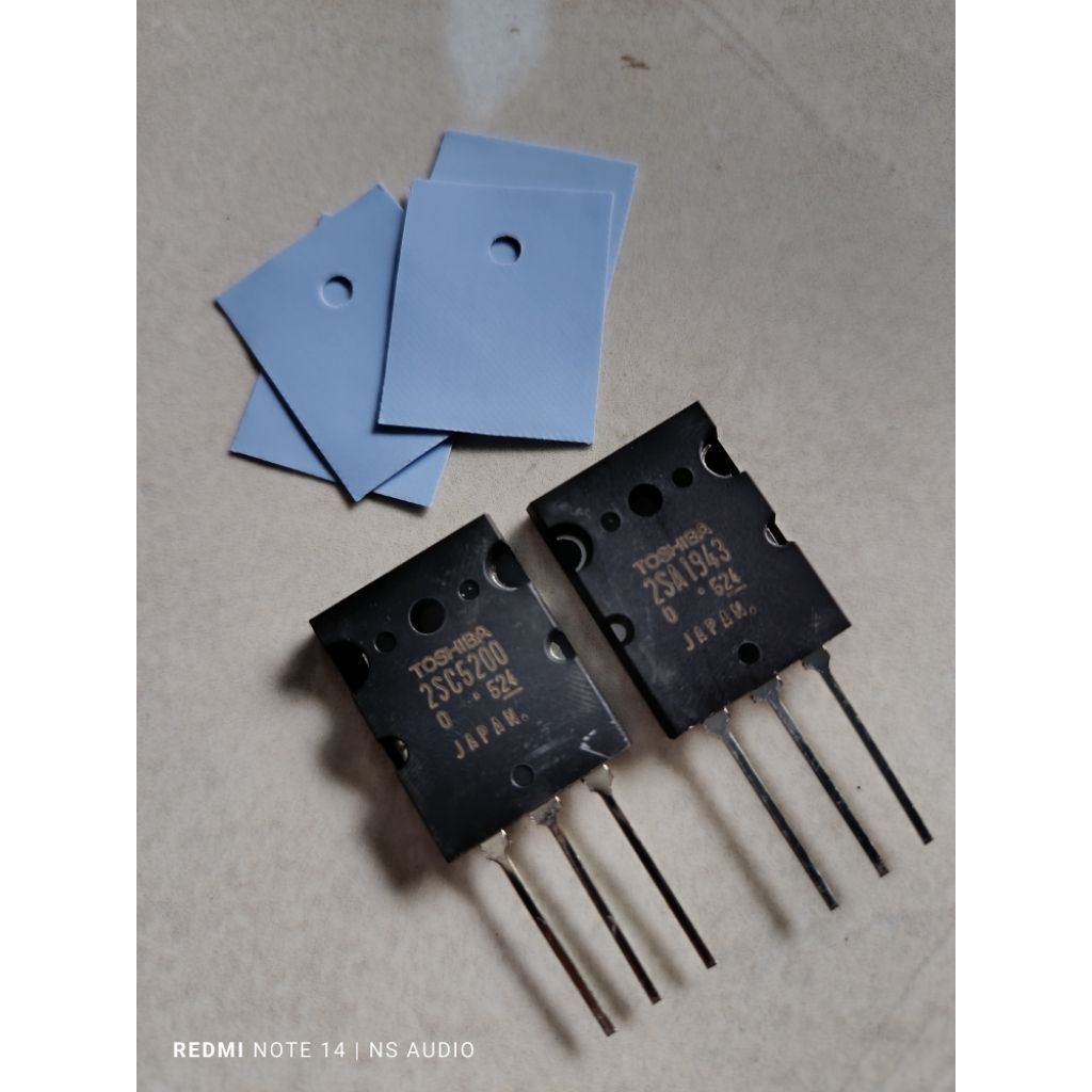 Transistor Toshiba SC 5200 SA 1943 (LOT 524) Original Japan