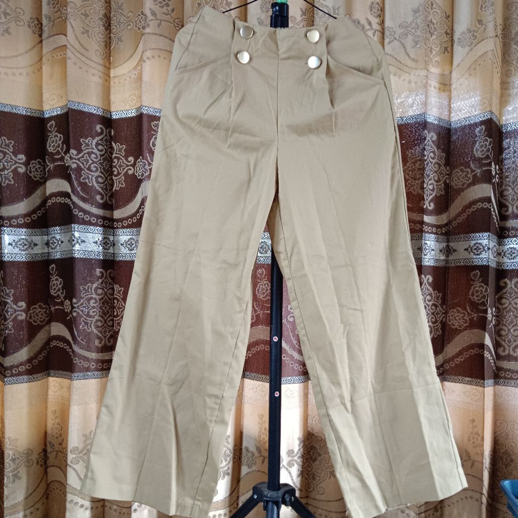 Celana Kulot GU - GU Kulot Pants