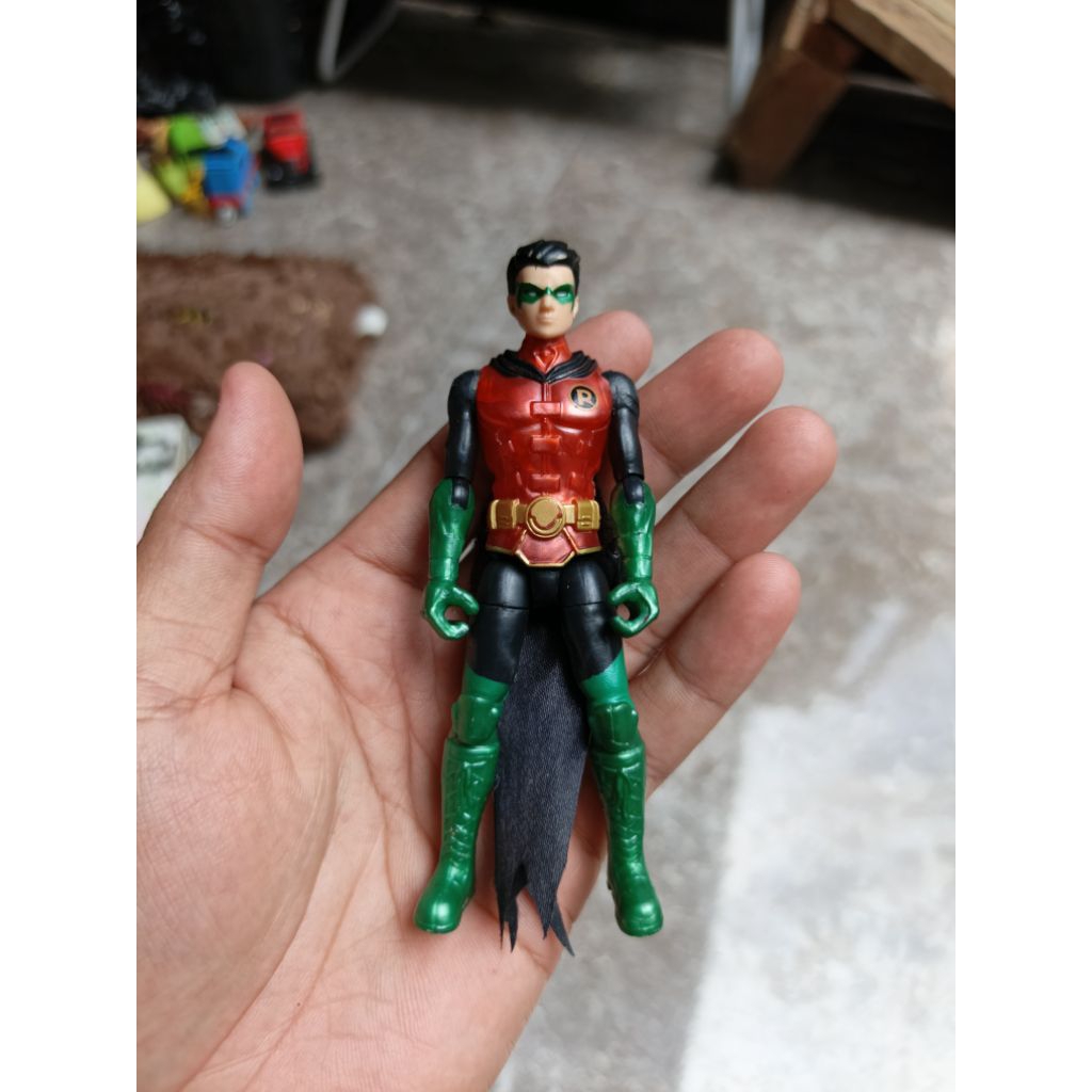 figure robin batman 4"