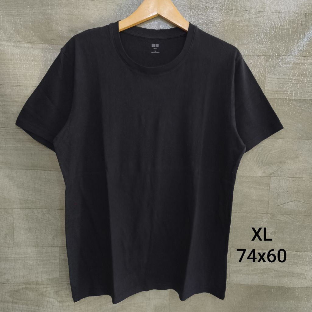 Kaos T-Shirt Basic UT Black Standar