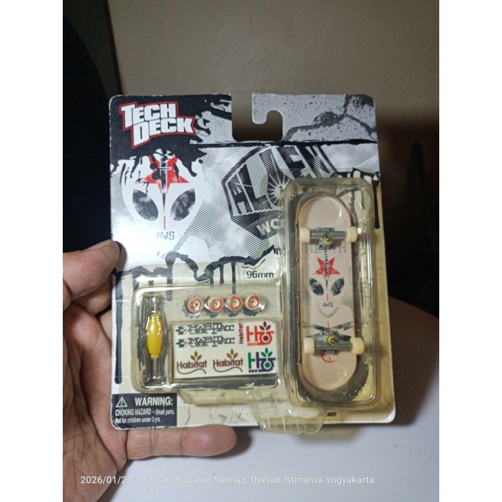 tech deck fingerboard alien habitat Spin master Langka.