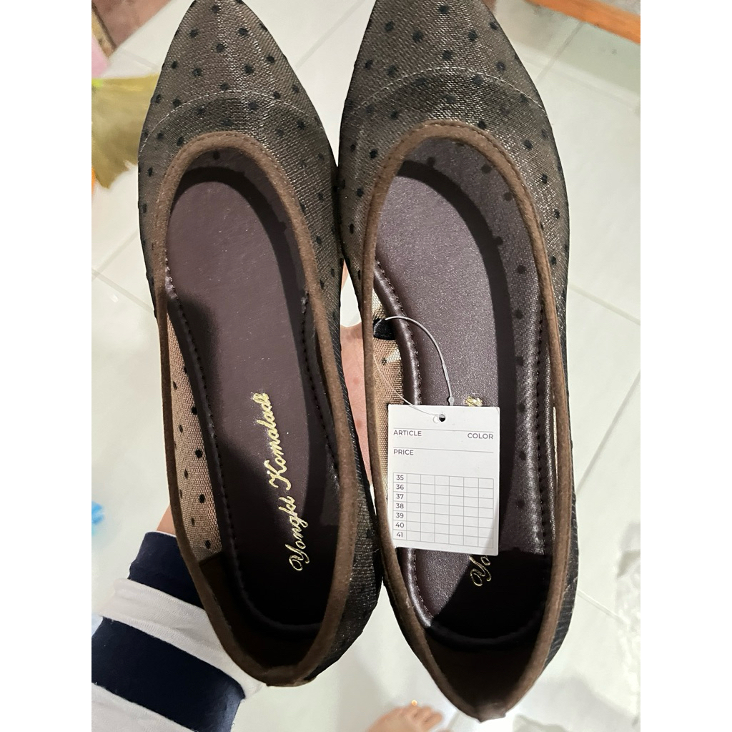 Flat shoes yongki komaladi