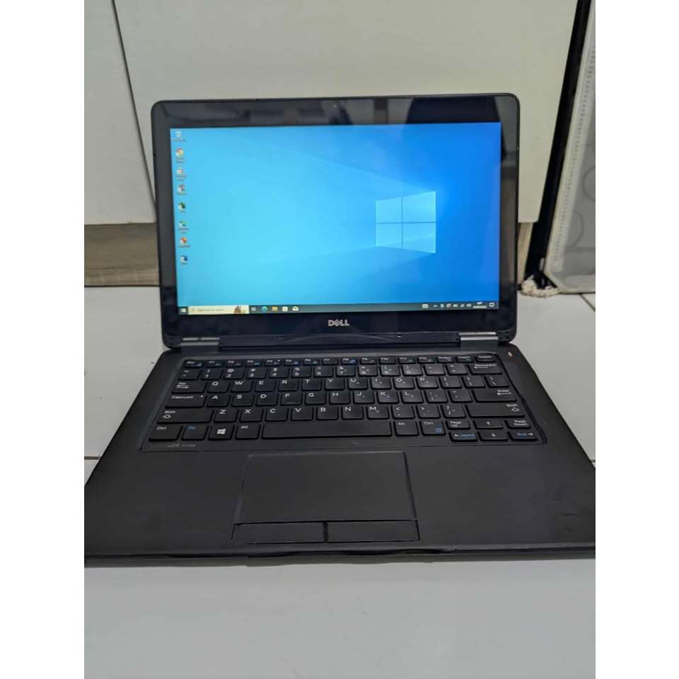 Dell E7250 Touchscreen Core i5-5300U Ram 8GB SSD 256GB Batere Awet
