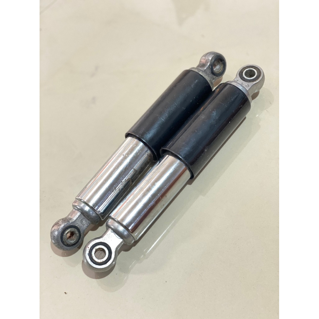 shock shockbreaker belakang pendek Honda Supercub C700 C800 c50 c70 c700 c800 Original nos baru